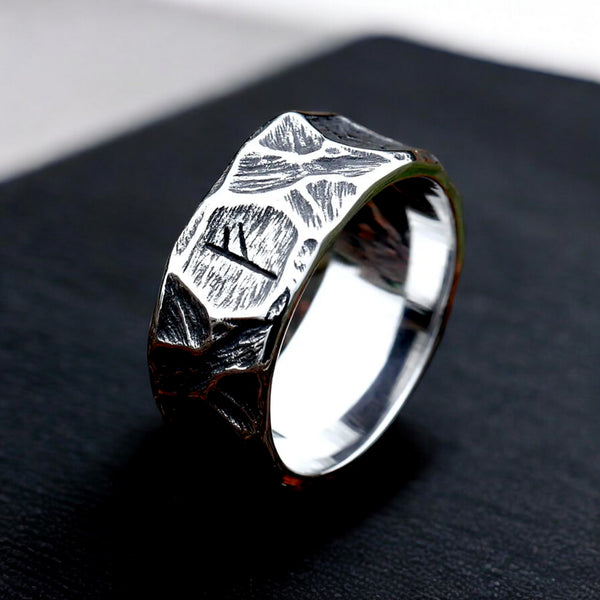 Viking Rune Ring - 10mm