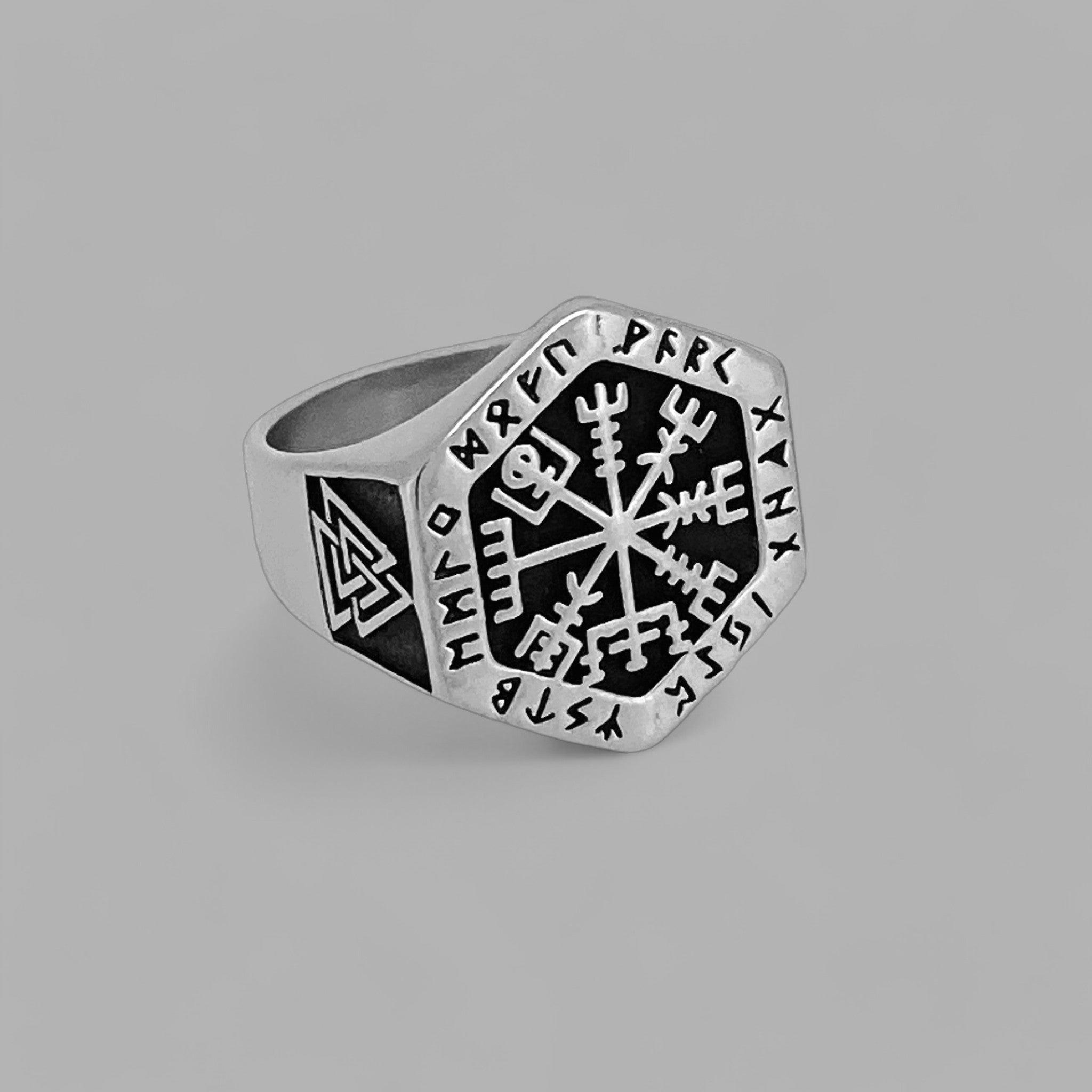 Nordic Vegvisir Ring